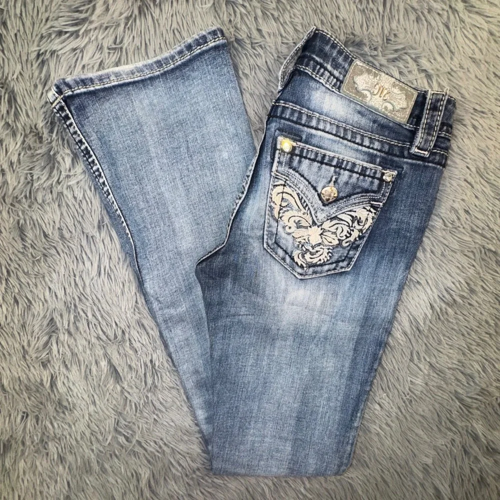 Miss Me Jeans Women 27 Bootcut Embellished Floral Sequin pocket Light Wash 29x32